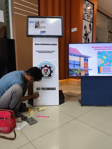 Instalasi kios informasi